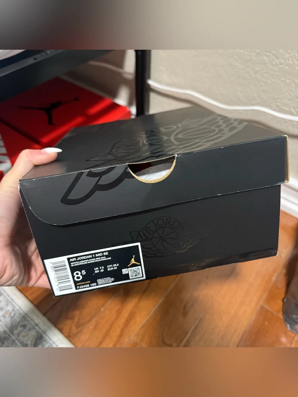 Air Jordan 1 Mid SE — FJ3458-160 white & red. Mens 8.5 / Womens 10 with box